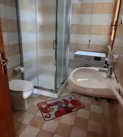 Saracena Sant'Andrea (Apulia)